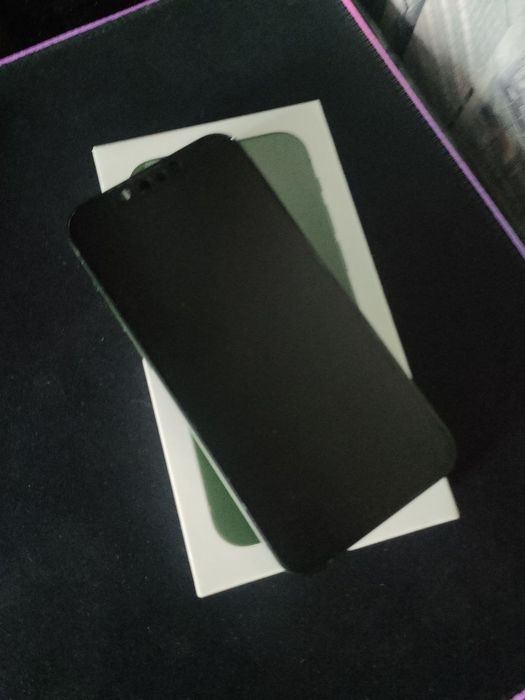 Айфон 13 мини ..