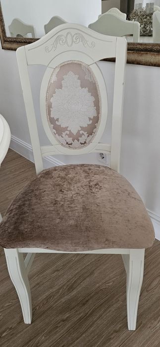 Scaun tapițat alb- cappuccino + masă extensibilă