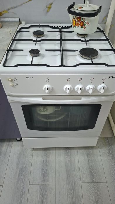 Продаётся газовая плита