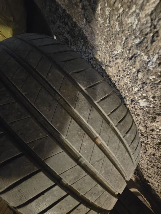 Гуми Bridgestone 225 45 17