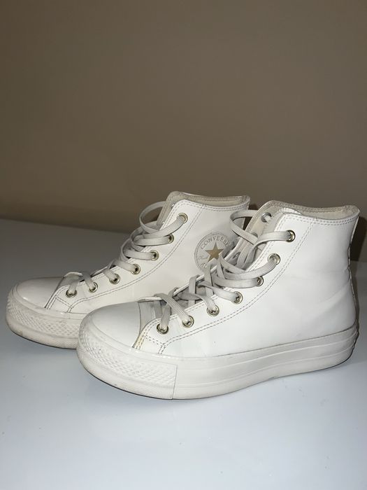 Converse din Piele, 40