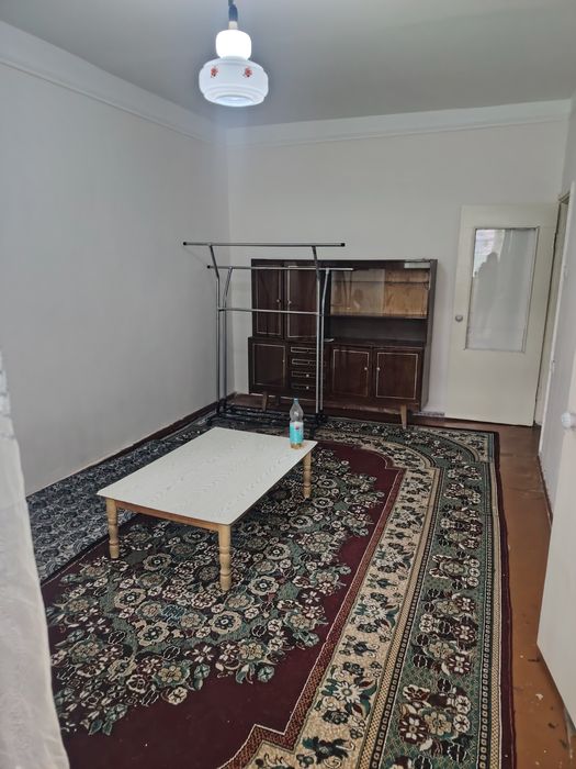 Сдаётся квартира на Чиланзаре 20квартале 1 в 2 комнатная семье 300у е