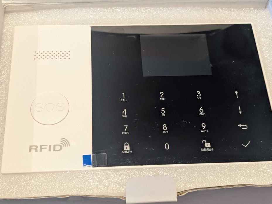 Sistem de alarma anti-furt WIFI+GSM cu aplicatia Tuya Smart wireless