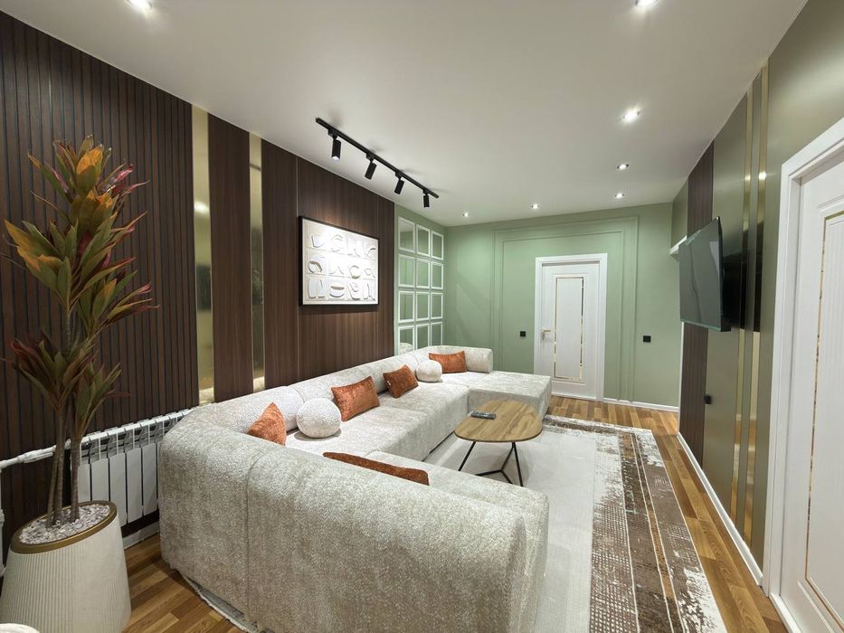 Yunsobod 15 kv 2/2/4/50 kv 1,5*6 balkon evro remont luks kvartir sroch