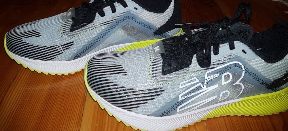 Adidași alergare Fuelcell New Balance