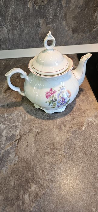 Порцелан - три кани