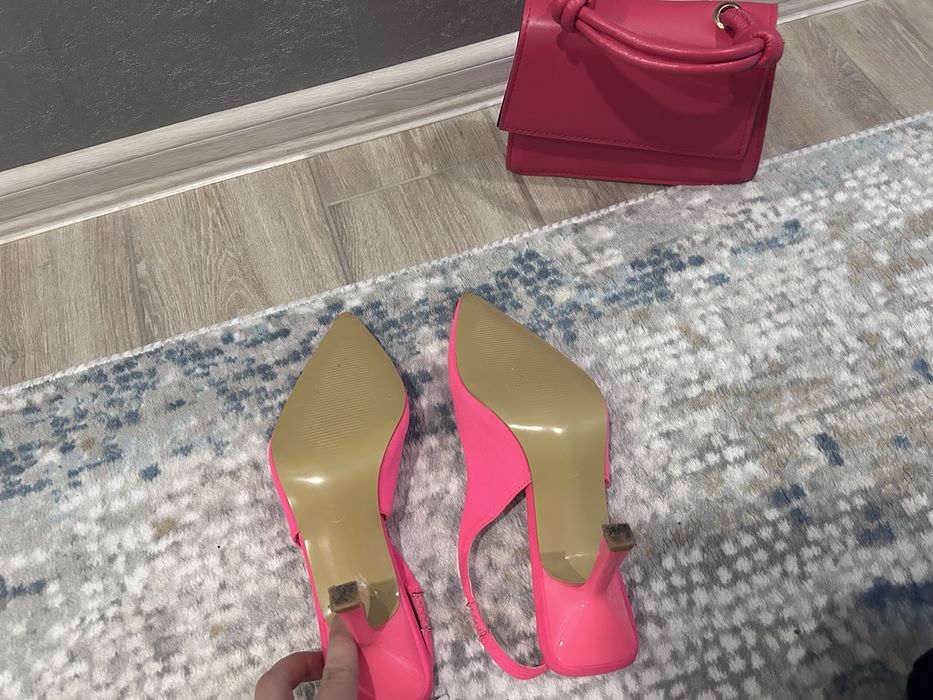 Обувки и чанта