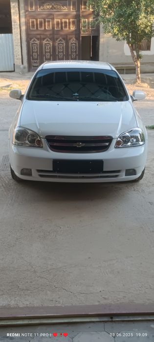 Lasseti 1.8 sotiladi