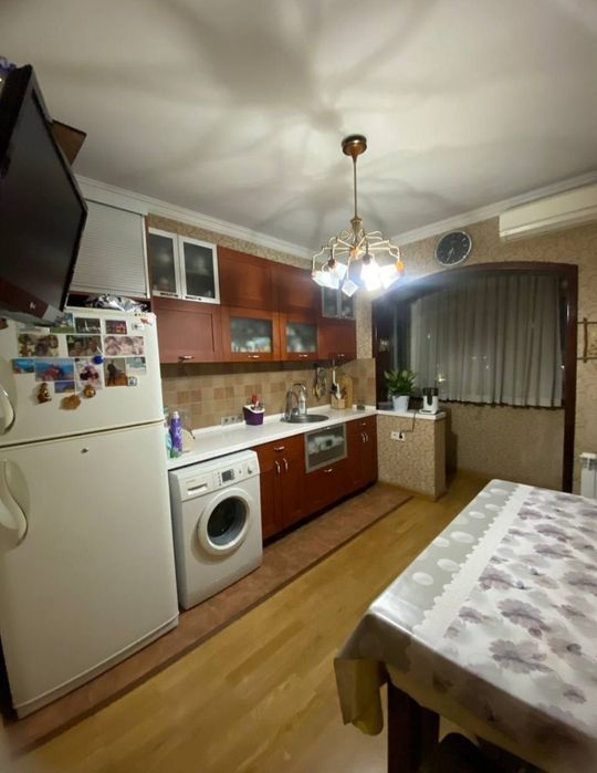 Продаётся 4/5/9 Юнусабад 4 квл
