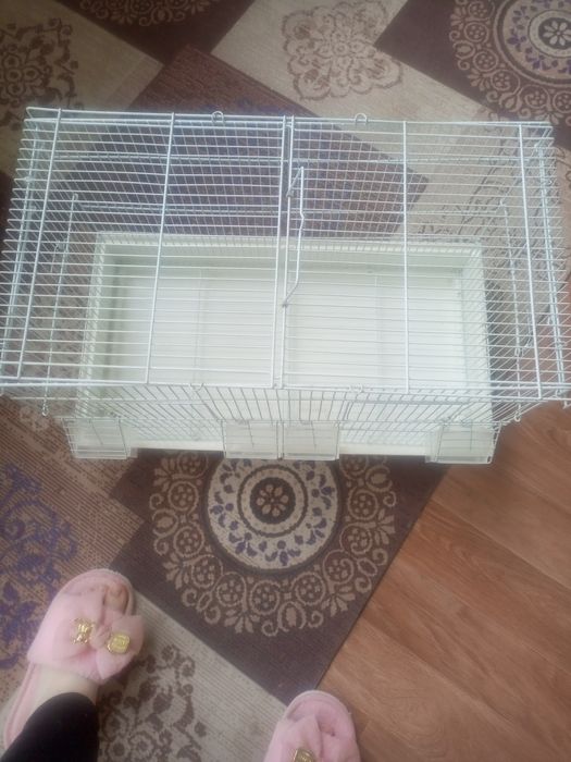 Продаеца клетка для попугаев