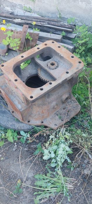Продам запчасти на юмз