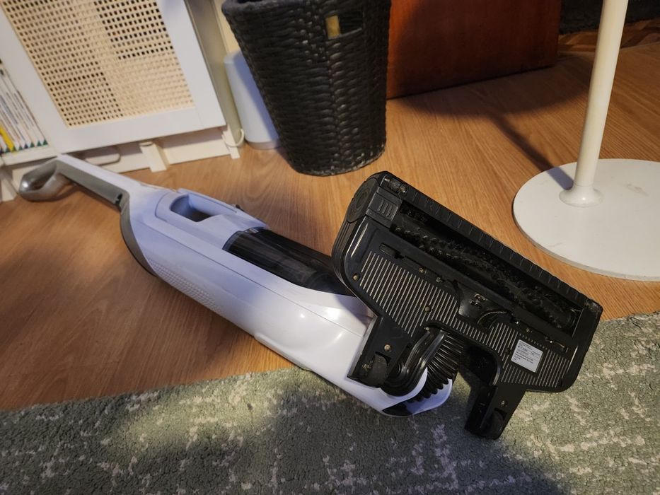 Aspirator cu acumulatori Bosch Flexxo