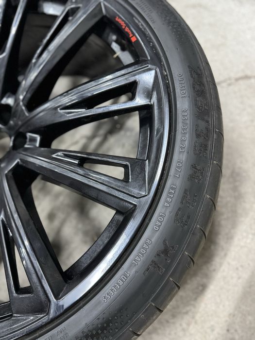 Janta R23 Audi Q8 Rsq8 Q7 Rsq7 pe R23 cu anvelopa