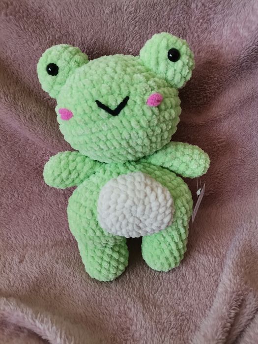 Ръчно плетена жабка