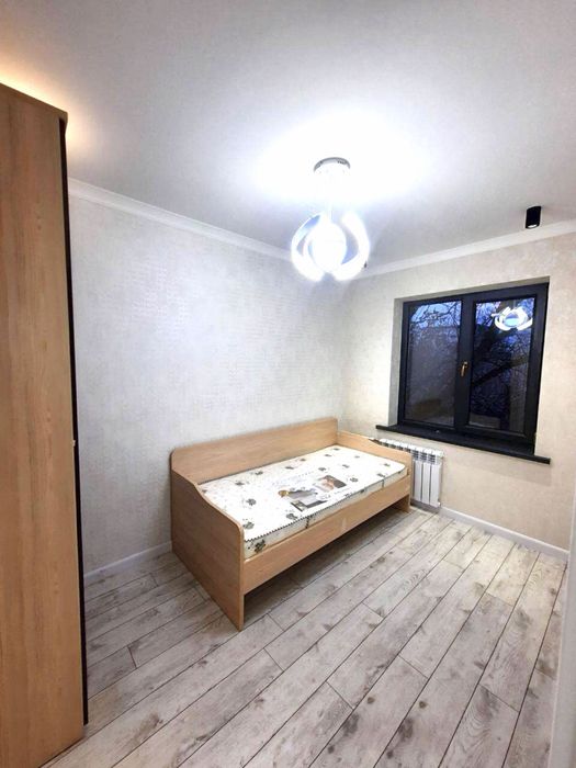 77 серия, ул.Навои , 3 комнаты , Напротив кинотеатр Панорамный