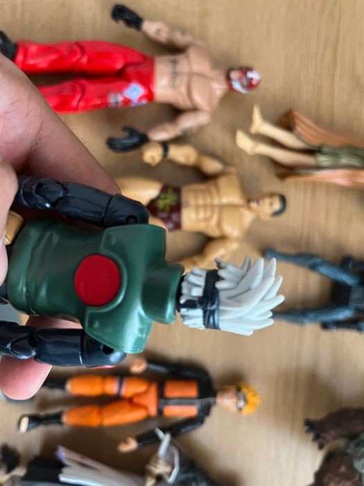 Lot figurine(s.h Figuarts , anime heroes ,wwe etc)