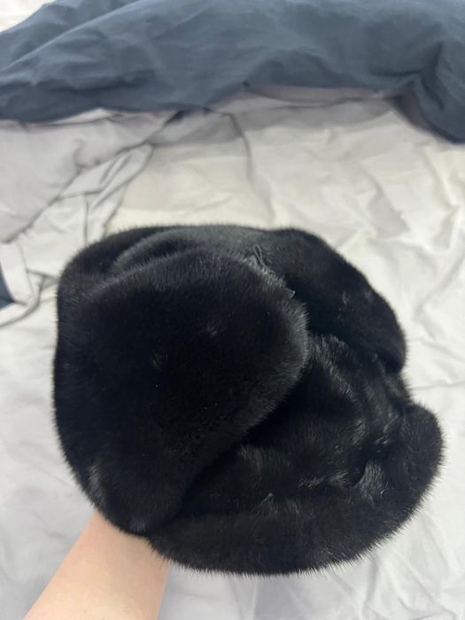 Продам норковую шапку.