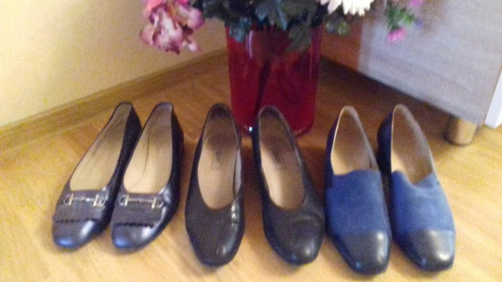 check Decoration Refund Pantofi dama nr.42-43 Timisoara • OLX.ro