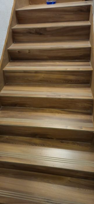 Гранитогрес и готови стъпала.