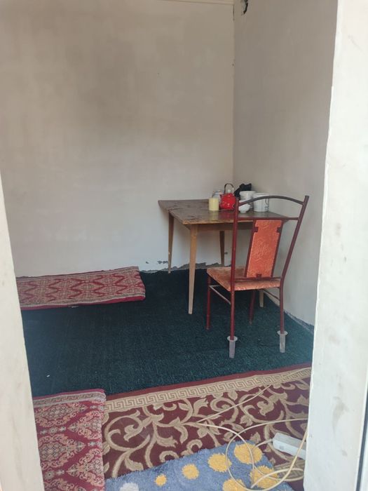 Kvartira arzon Sergeli 4-bekat yaqin. Hokimyatni yonida