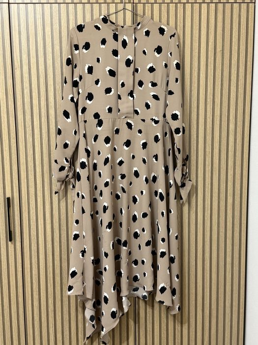 Платье от SELFIE