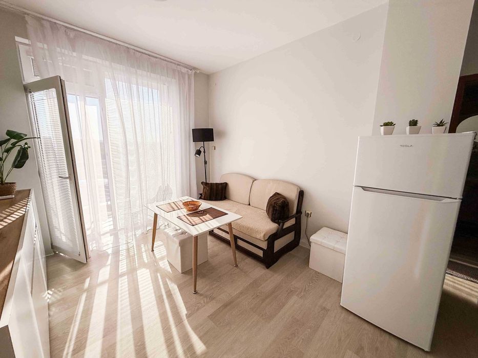 Продава се Двустаен апартамент в к.к. Слънчев бряг - 48 кв.м за 1240 €/кв.м - Снимка #2