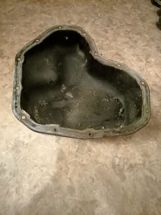 Продам поддон на Камри 50 об 2.5