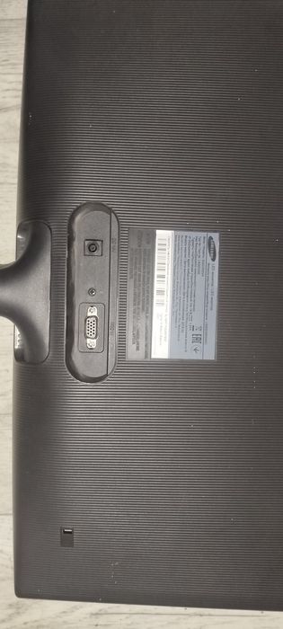 Монитор Samsung S20D300NH