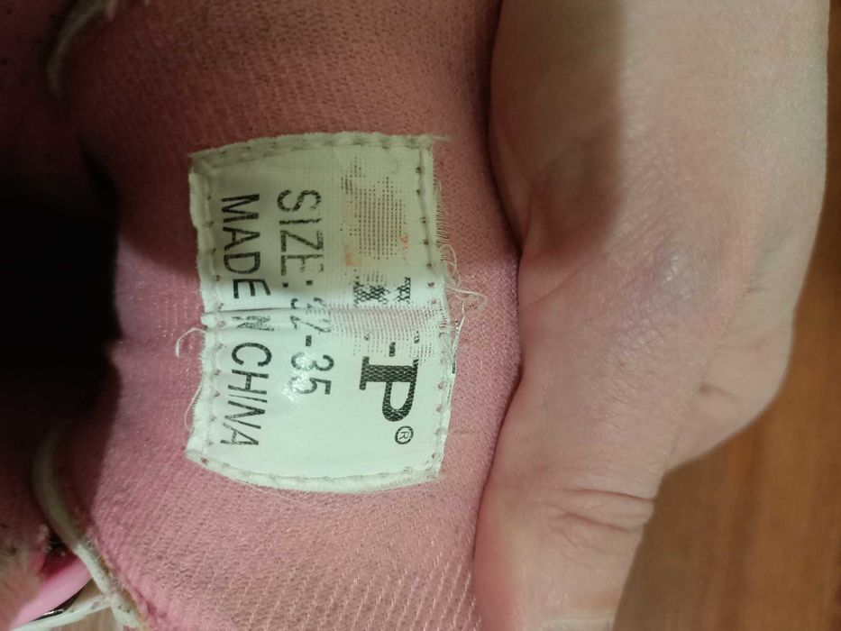 Продам роликовые коньки