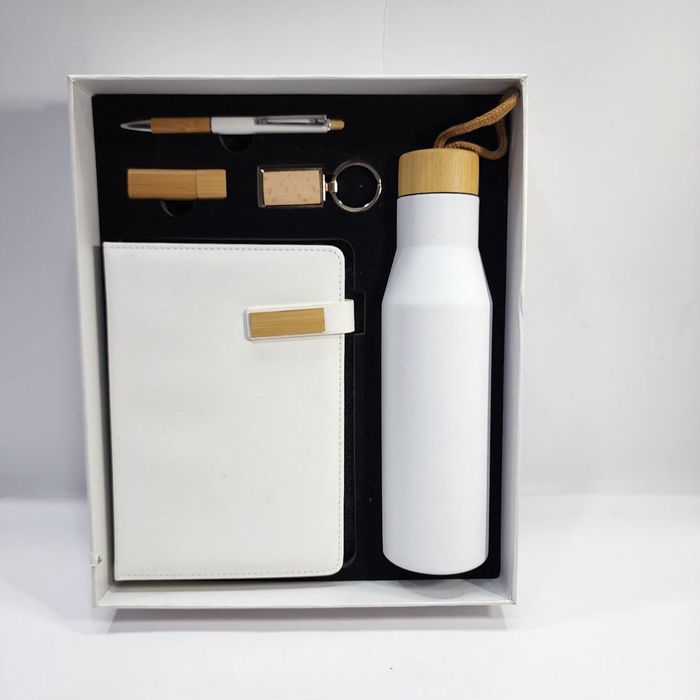 Стильный подарочный набор