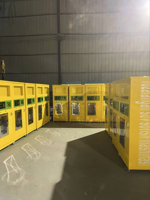 Вендинг. Сув аппаратлари сотилади.