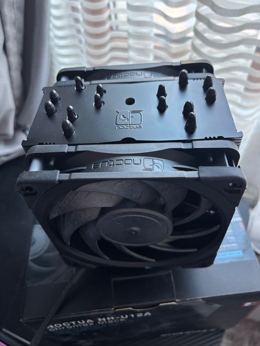 Охладител Noctua NH-U12A Chromax гаранция