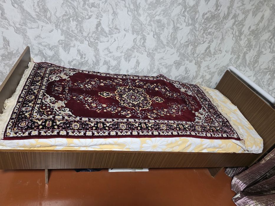 Продам кровать. .