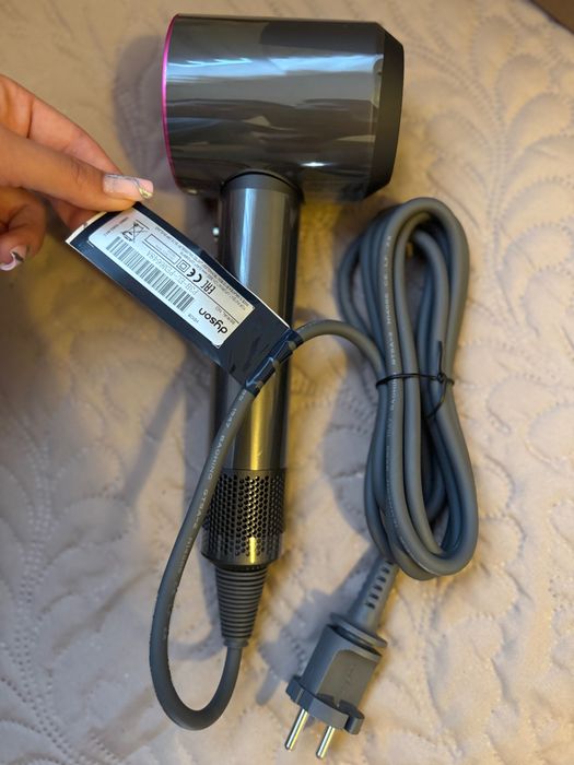 Uscător de păr Dyson Supersonic HD08