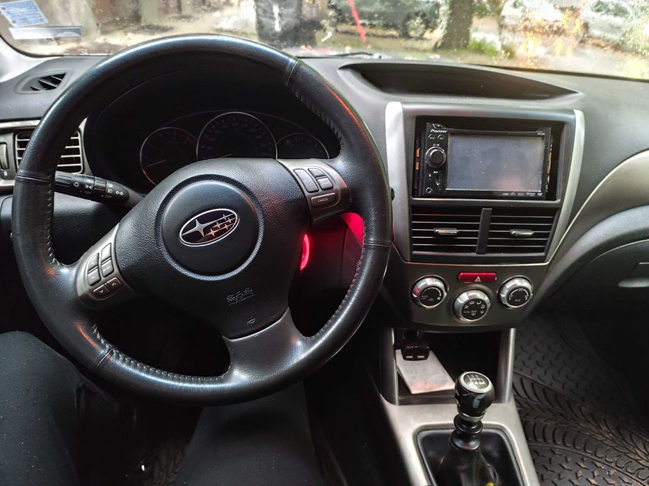 Subaru Forester 2010г.