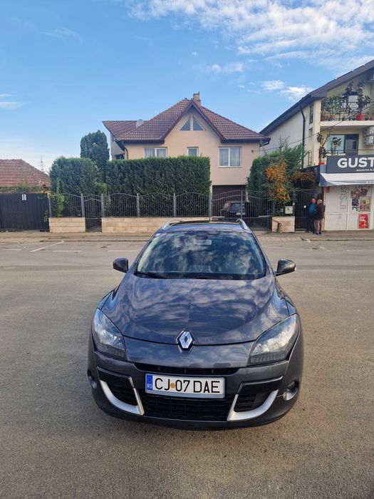 RENAULT Megane 2012 — imagine 2