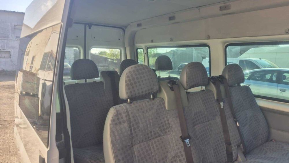 Бусове под наем 3бр. товарни 1бр. пътнически и автоплатформа Бургас