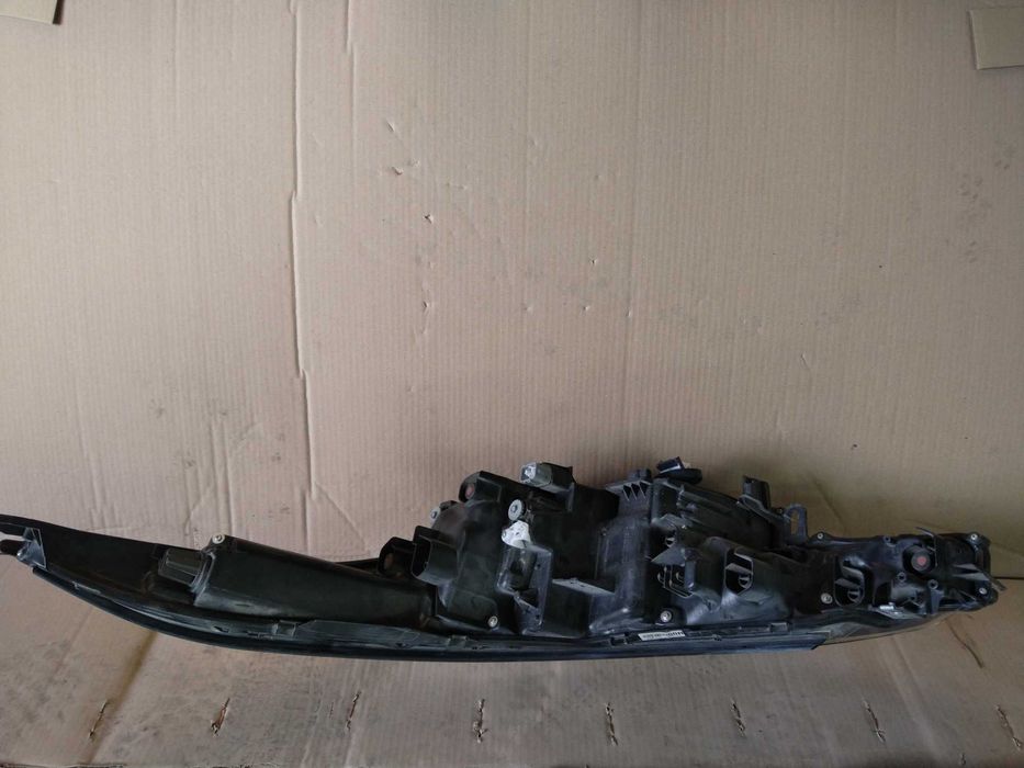 Фар десен Toyota C-HR 2021