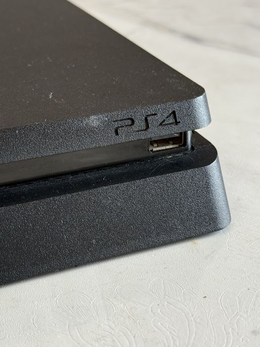 Play Station 4 Slim 500 GB
