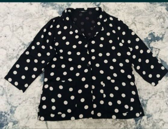 Разбираю гардероб.кофточки,пиджак.вещи фирменные.Размер48_50