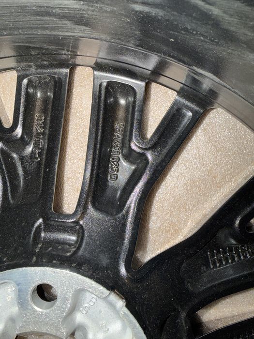 Janta 18 inch Seat Leon 5FA601025D