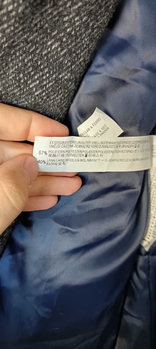 Мъжко вълнено палто Zara размер XL(умалено L)с цип в сив цвят