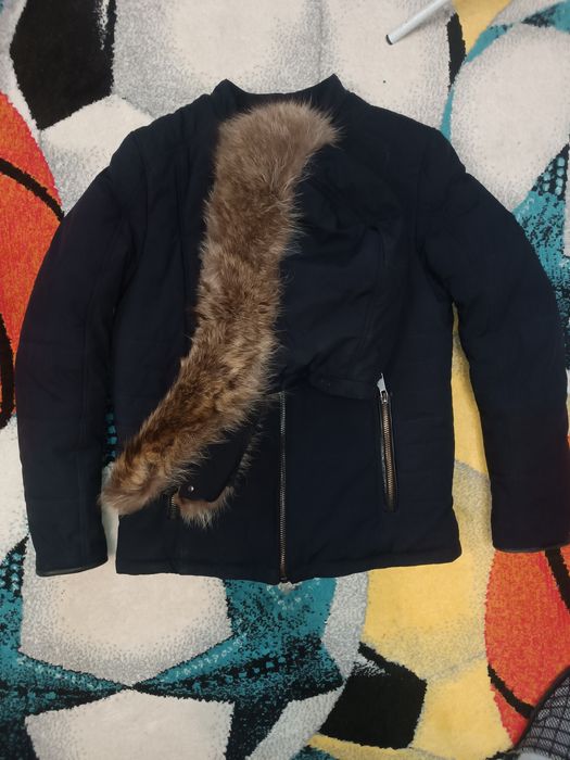 Продам зимнюю куртку