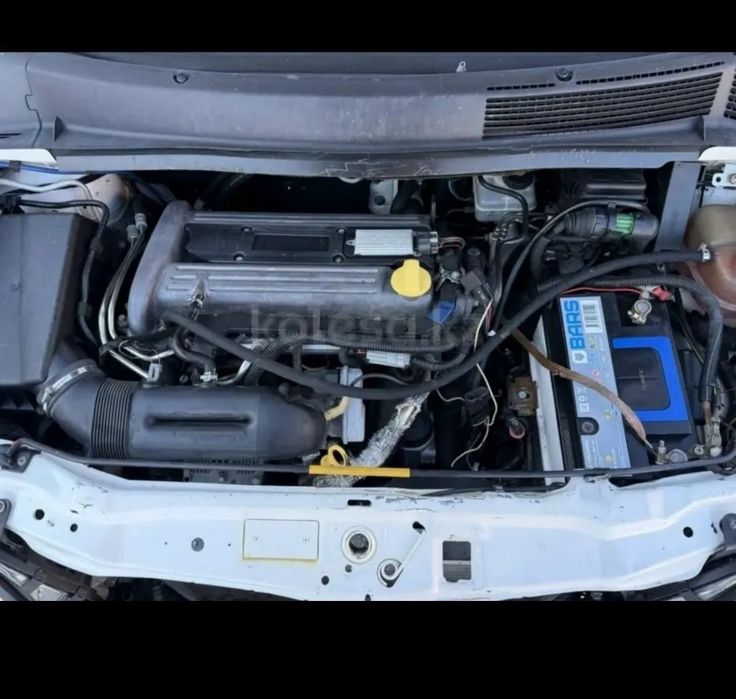 Только сегодня за 290000. Продам Opel Zafira A, 2002 г.в., белый