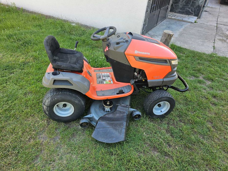 HUSQVARNA 23.Коня. Тракторна Косачка. Перфектна