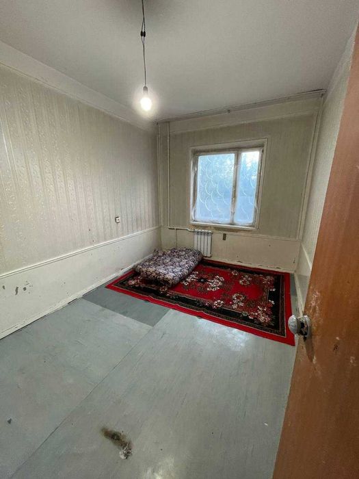 Продаётся квартира 4 комнатная, 1-54-22