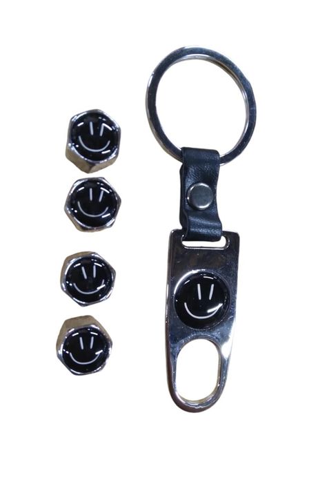 Капачки за вентили на гуми 4бр. с Ключодържател Ключ за стягане Металн