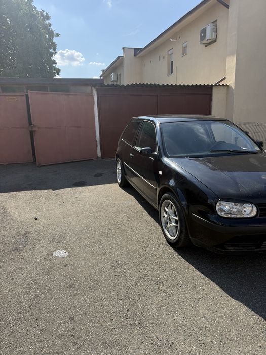 VOLKSWAGEN Golf 2002 — imagine 3