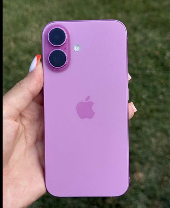 Vand Iphone 16 Pink 128 GB ca Nou!