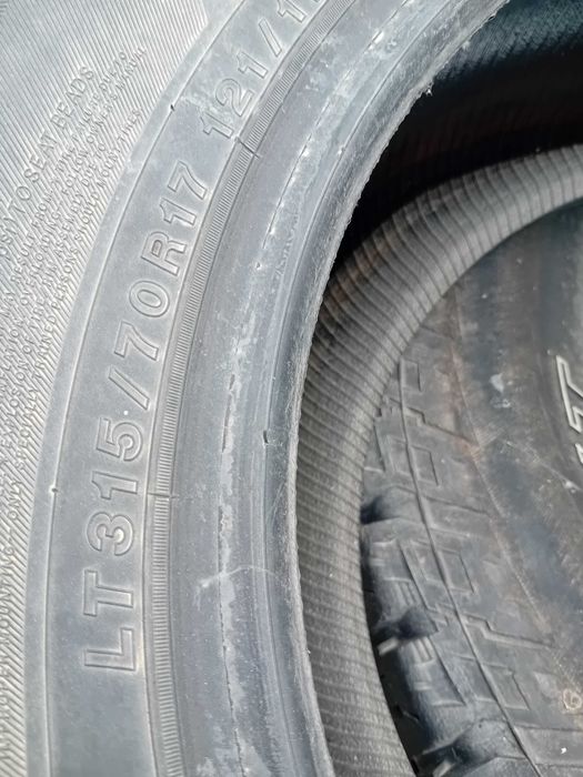 Продавам ГУМИ 315/70/17 YOKOHAMA GEOLANDER A/T добро състояние